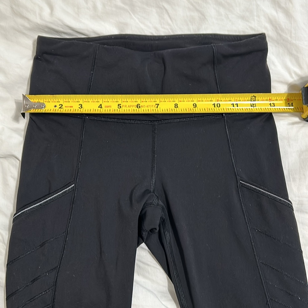 Lululemon black leggings. Size 4 with pockets. - Picture 10 of 11